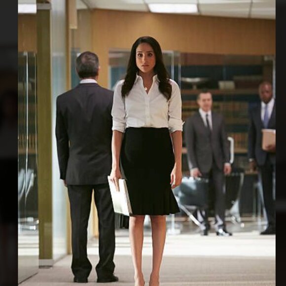 "SUITS" Tom Ford Black Pencil Skirt SIZE 4 - Picture 7 of 13